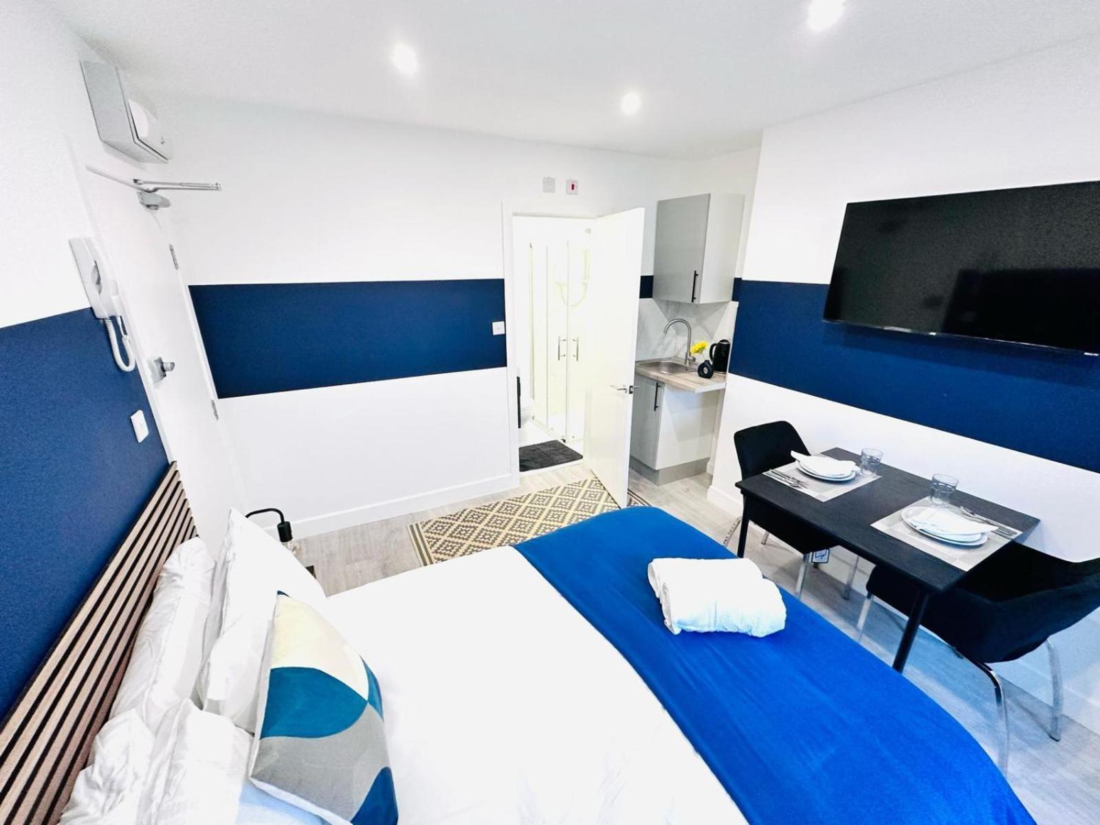 London 58 Blue House City Center Studio, Top Spot Εξωτερικό φωτογραφία