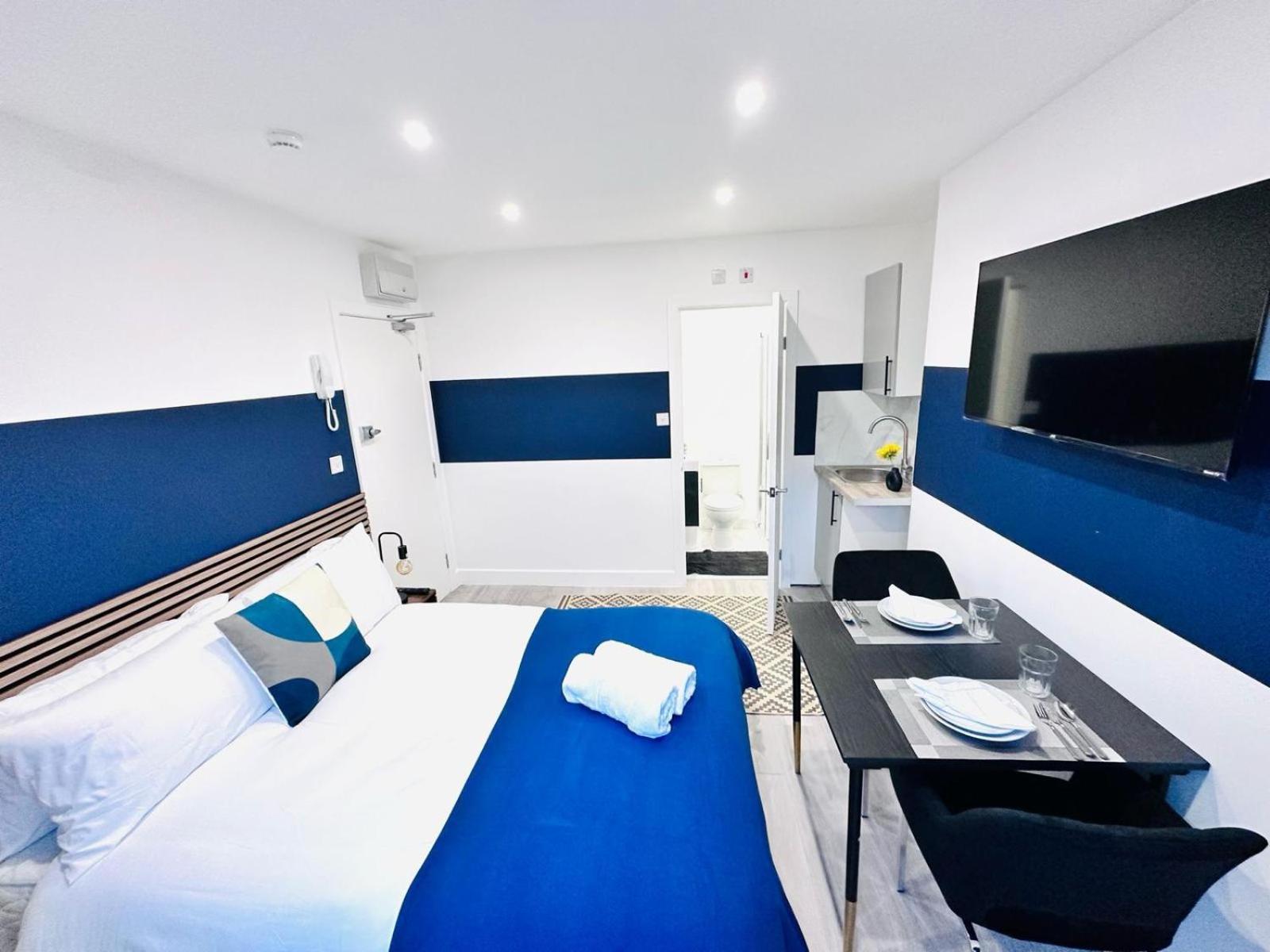 London 58 Blue House City Center Studio, Top Spot Εξωτερικό φωτογραφία